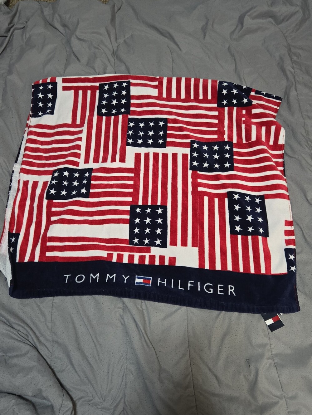 Tommy Hilfiger American Flag Beach Towel Red White Blue Patriotic USA
